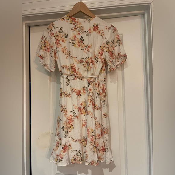 Abercrombie & Fitch Floral Wrap Mini Dress - White and Orange - Picture 2 of 3